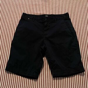 Hugo Boss Men Short Slice Slim fit 30R(32) Navy